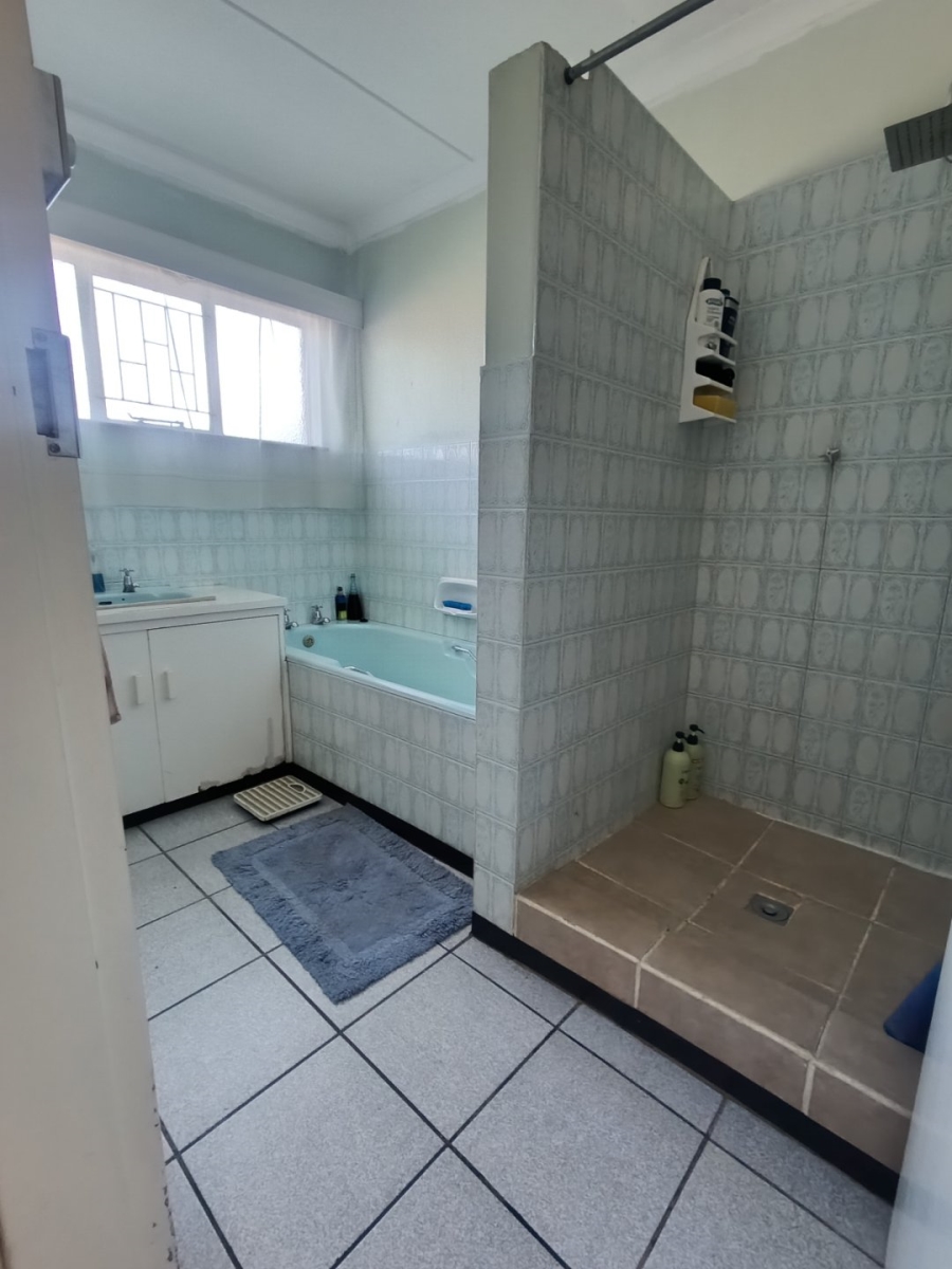 4 Bedroom Property for Sale in Helicon Heights Free State